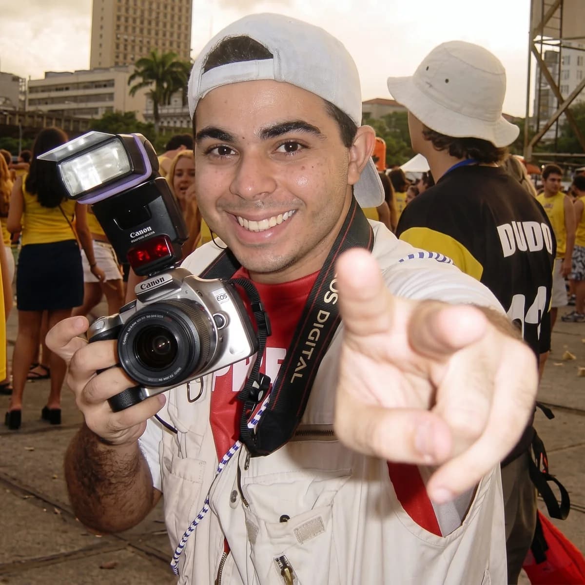Foto melhorada pelo Camerona